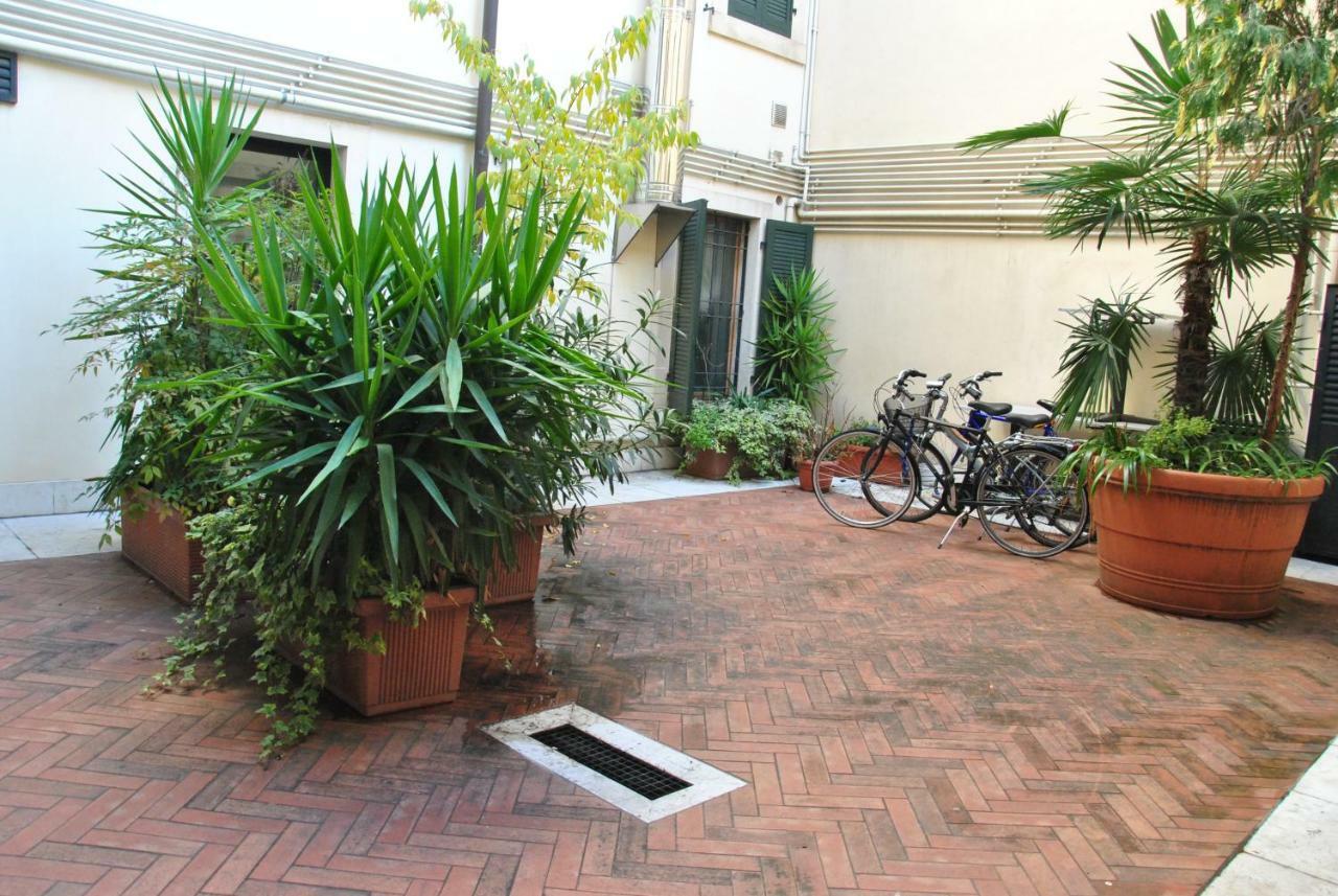 Verona Relais + Private Parking Eksteriør bilde